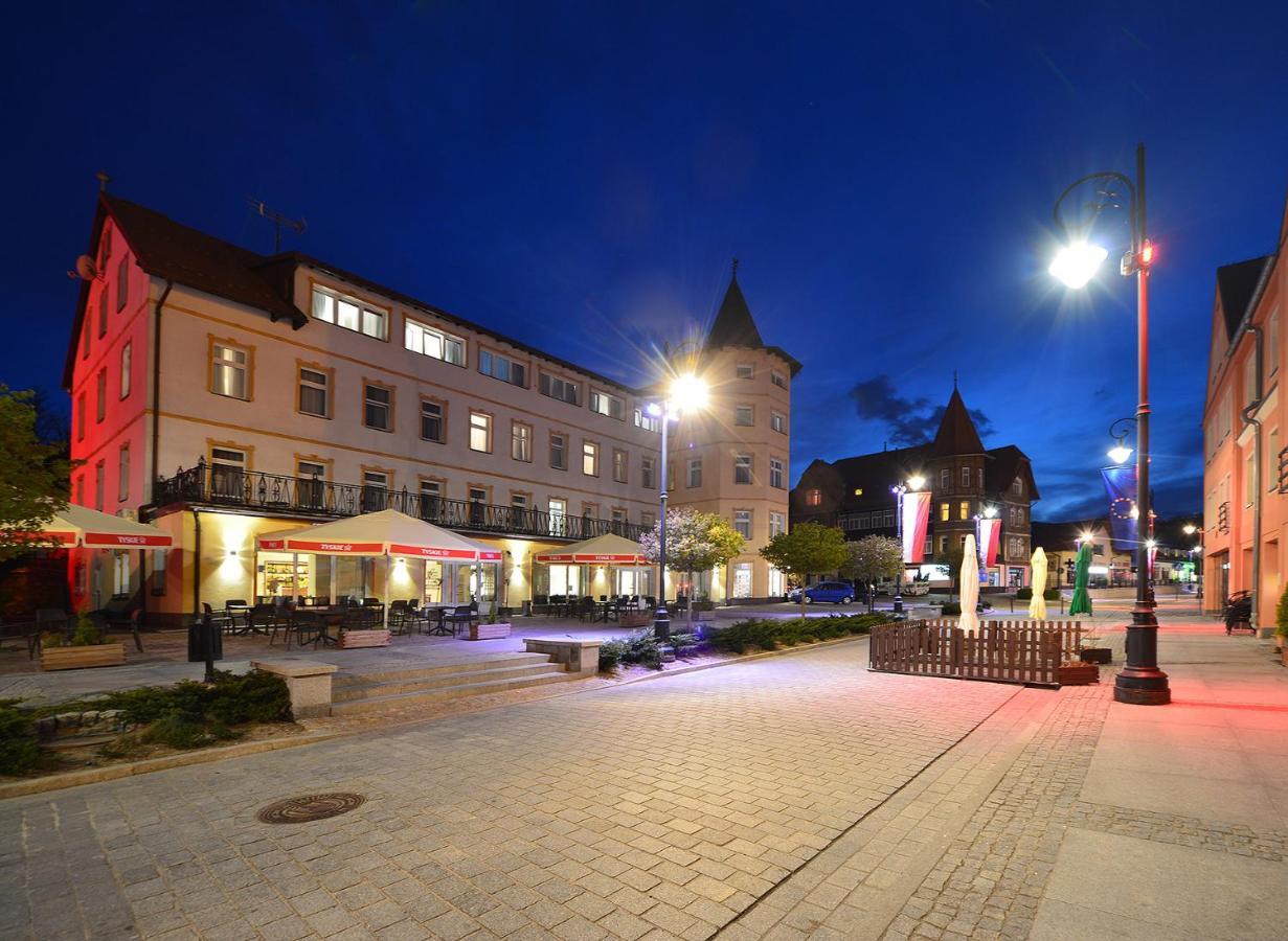 Dobrzynski Resort Topaz Świeradów-Zdrój Eksteriør billede